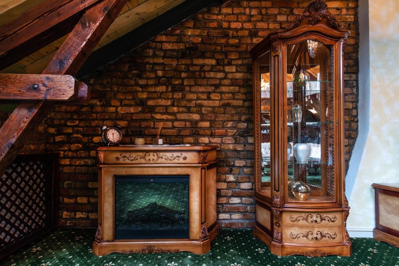 Jmr Royal -Luxury Rooms & Private Sauna 콘스탄차 외부 사진